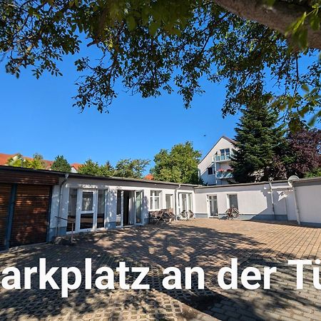 Fewo Urban Gotha-Apartment Friedenstein- Am Schlosspark- Parken An Der Der Tuer- Barrierefrei, 900 Meter Zum Bahnhof - Wallbox Kültér fotó