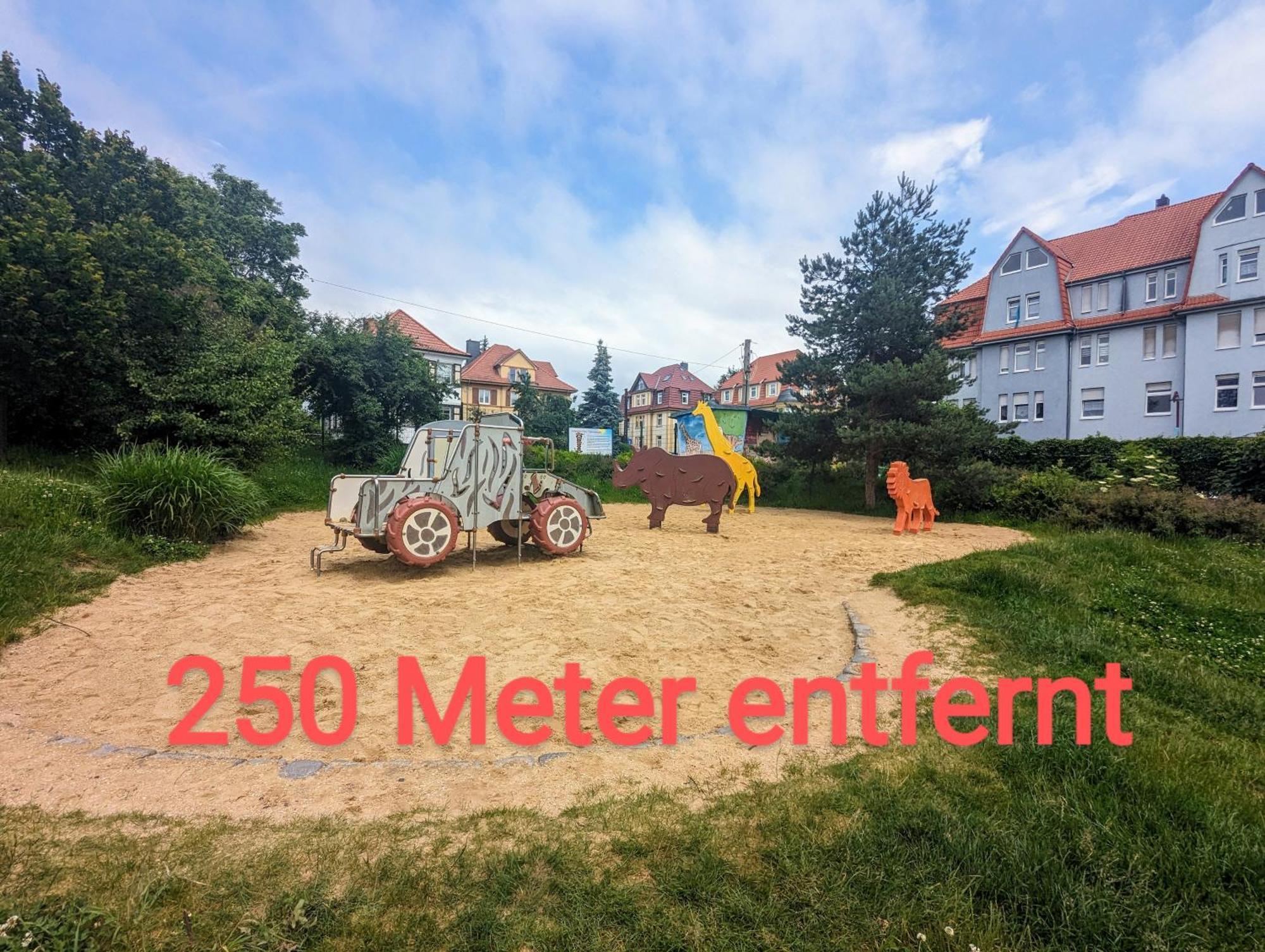 Fewo Urban Gotha-Apartment Friedenstein- Am Schlosspark- Parken An Der Der Tuer- Barrierefrei, 900 Meter Zum Bahnhof - Wallbox Kültér fotó